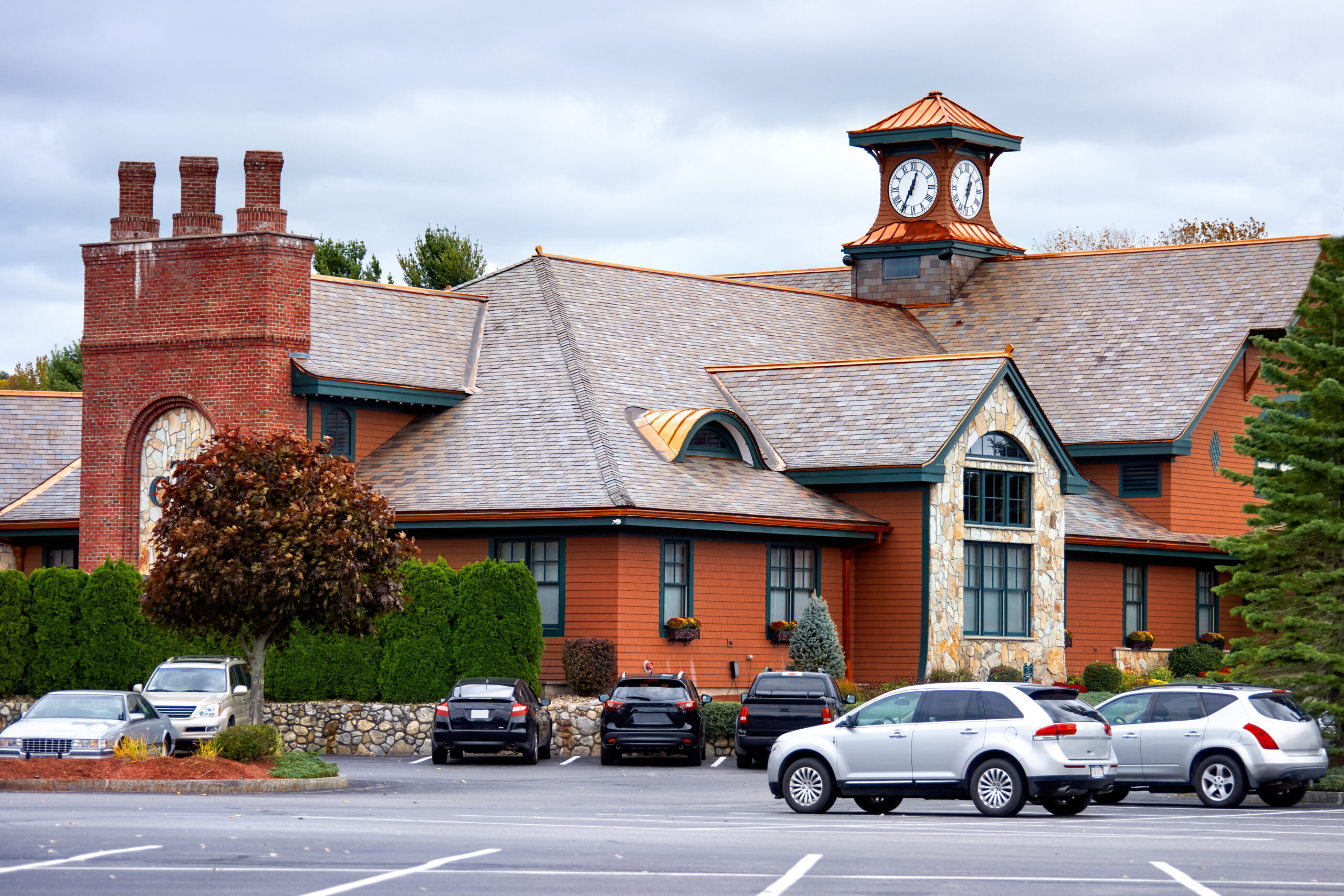 Rustic Elegance clubhouse tewksbury usa scaled.jpg